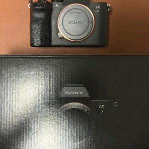 소니 A7M4 풀프레임 미러리스 카메라 이미지