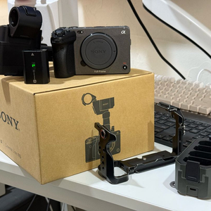 소니 풀프레임 시네마 FX3 이미지