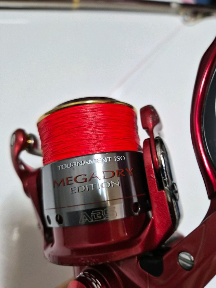 다이와릴 토너먼트 ISO 메가드라이에디션 2500LBD 이미지