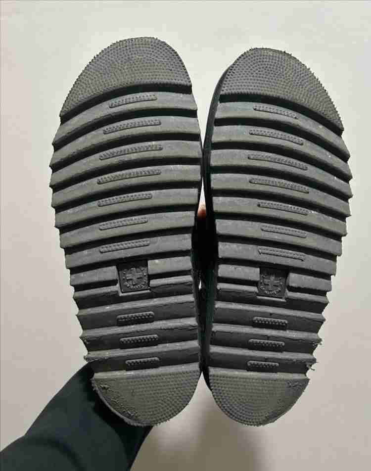 닥터마틴 마일즈 블랙 270 이미지