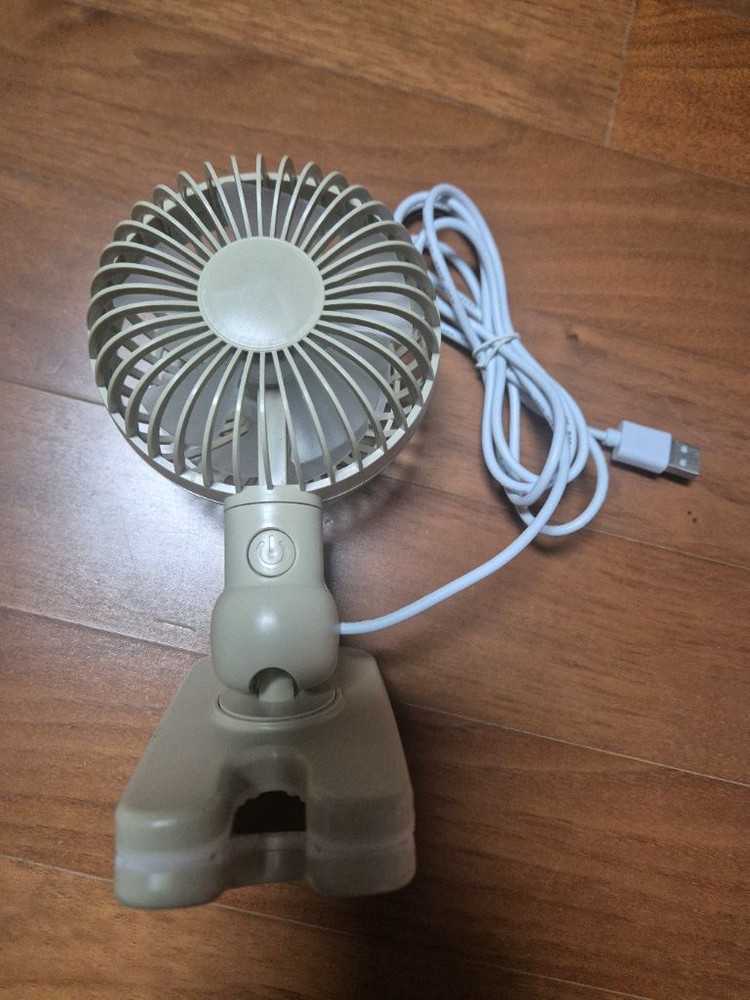 탁상용 선풍기~ 반값택포 이미지