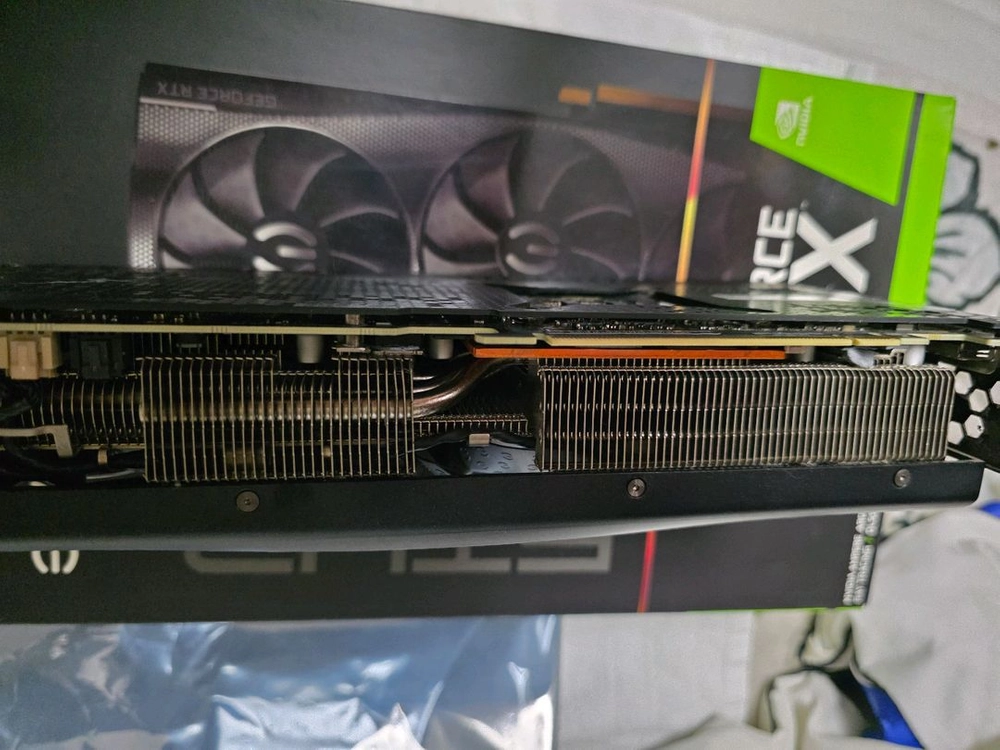 EVGA FTW RTX 3080 그래픽카드 이미지