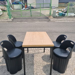 중고 .업소용식탁세트 식당 고깃집 매장 4인용 테이블의자세트 수납의자 이미지