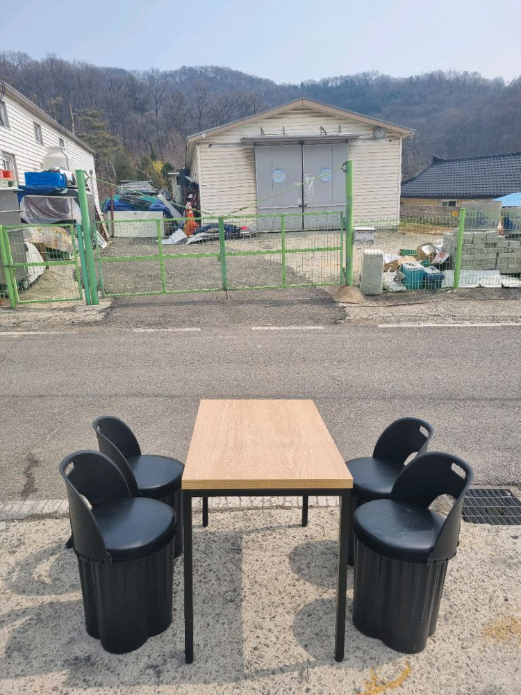 중고 .업소용식탁세트 식당 고깃집 매장 4인용 테이블의자세트 수납의자 이미지