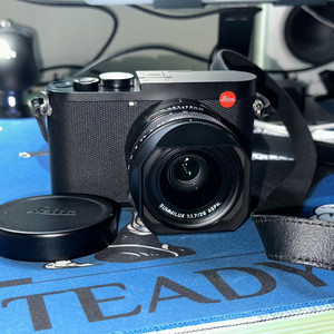 라이카 Q2 풀박스 이미지