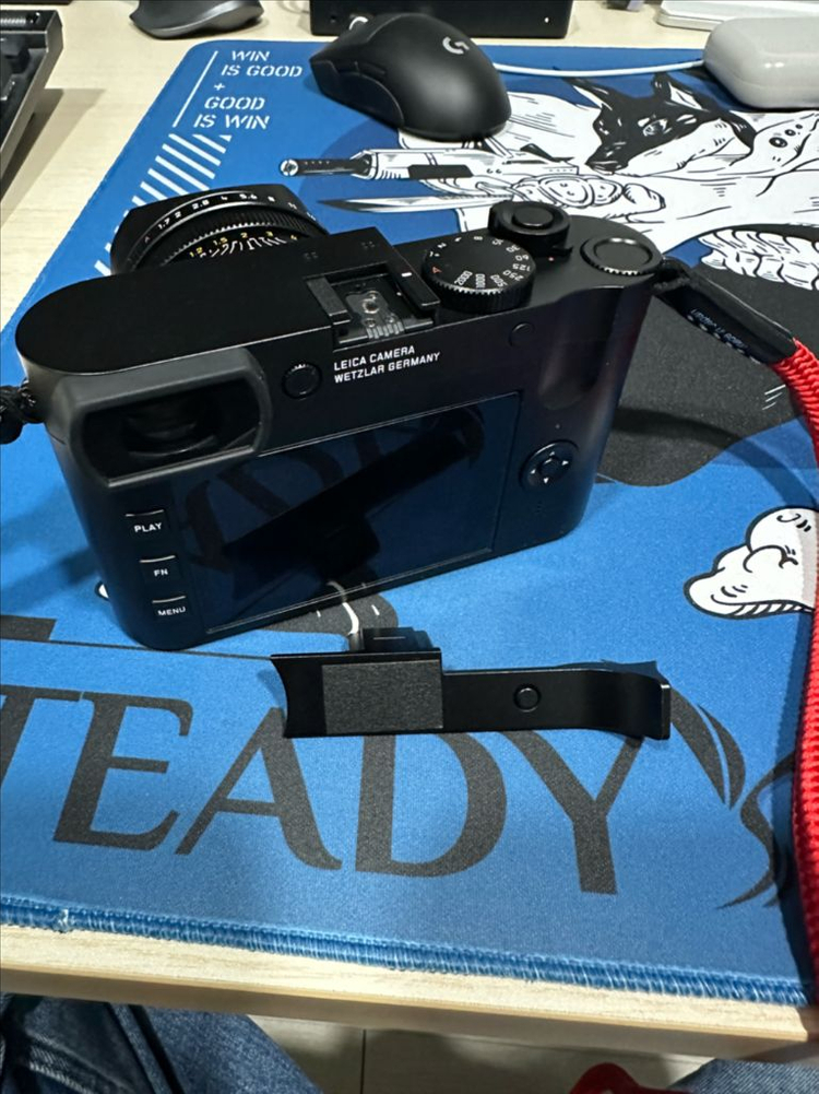 라이카 Q2 풀박스 이미지