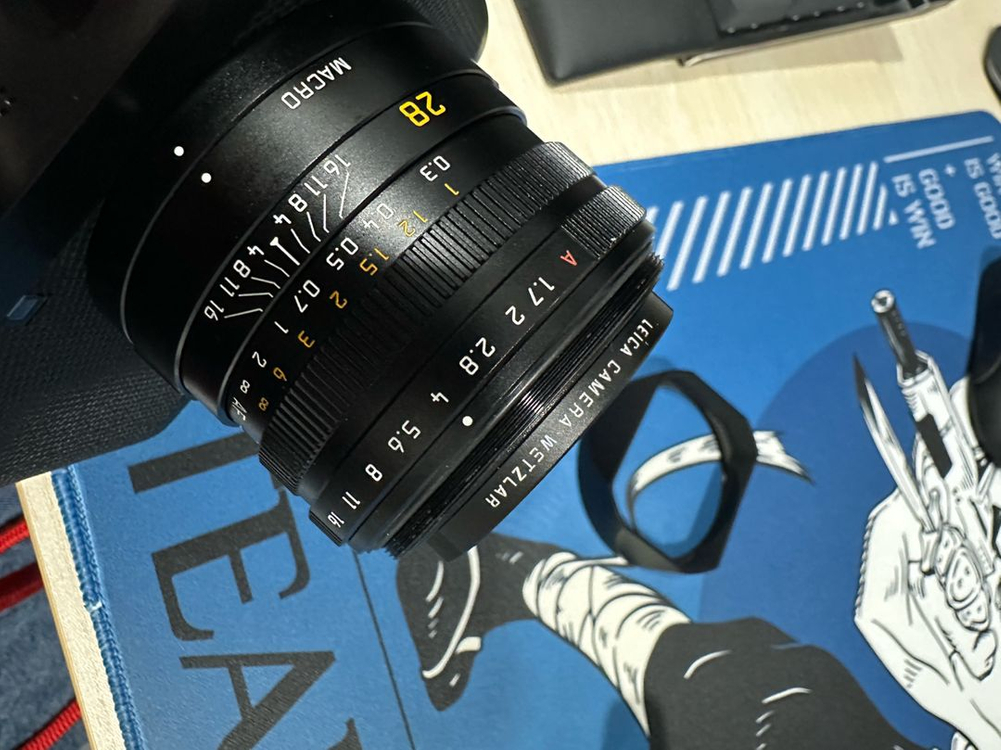 라이카 Q2 풀박스 이미지