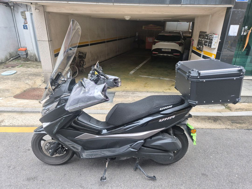 UHR125 2025.03월 출고 금요일까지만 급처 이미지