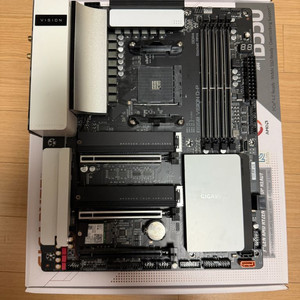 GIGABYTE B550 VISION D-P 이미지