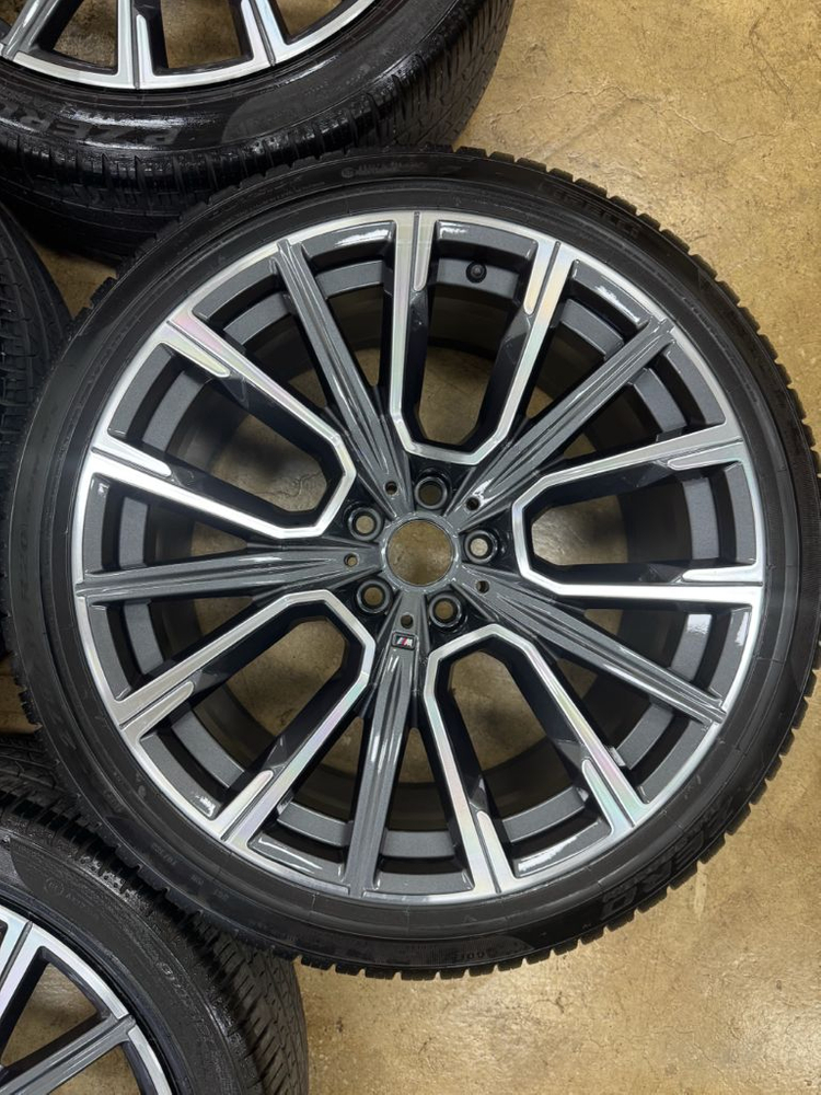 BMW 7시리즈 817m 20인치 정품 휠타이어 팝니다 이미지