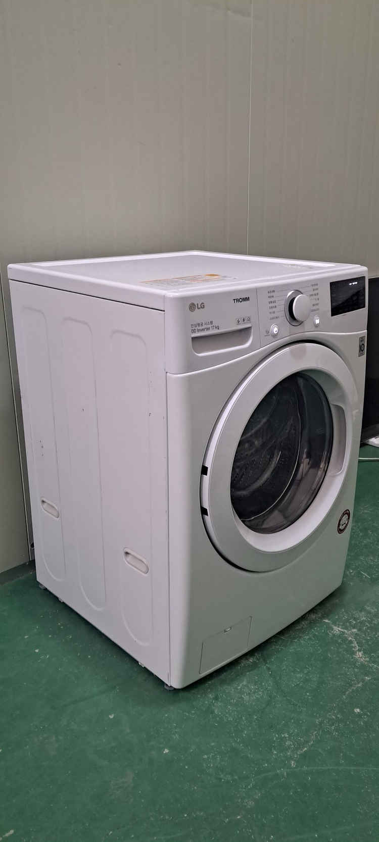 2775 엘지트롬 17KG 드럼세탁기(화이트) 이미지
