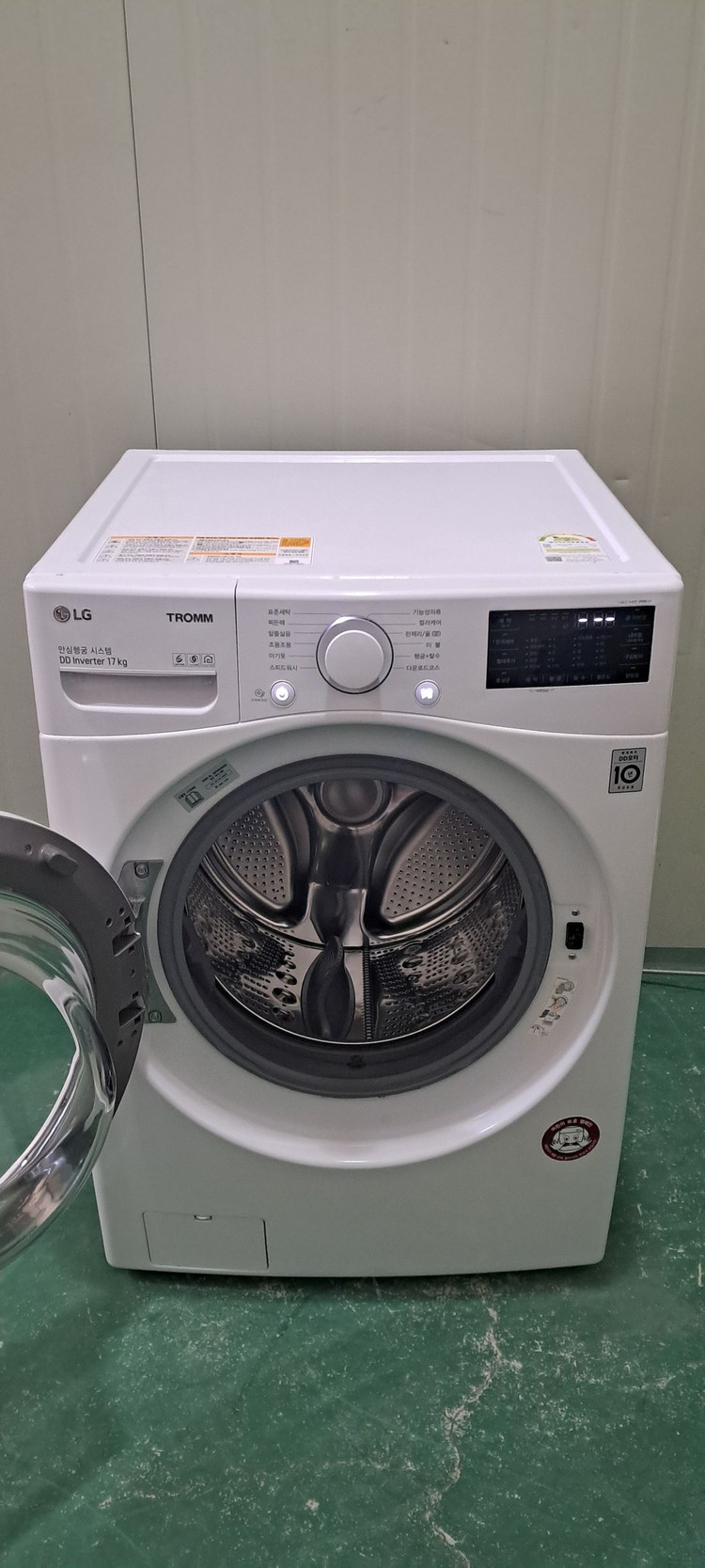 2775 엘지트롬 17KG 드럼세탁기(화이트) 이미지