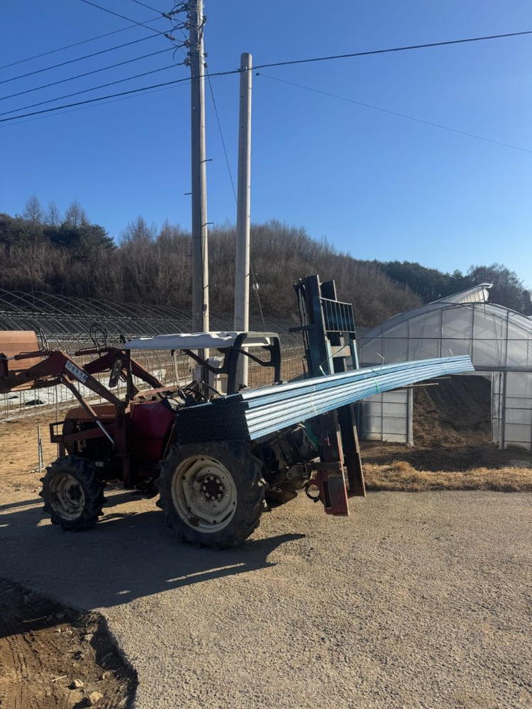 트랙터 지게차겸용 이미지