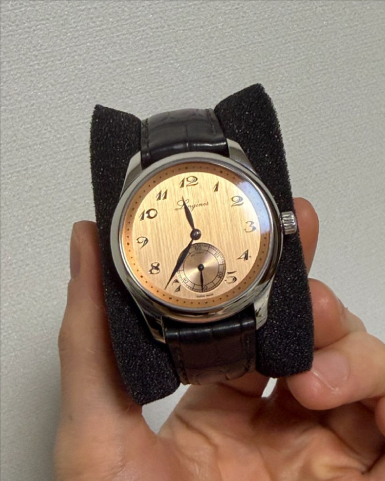 론진 마스터콜렉션 스몰세컨즈 살몬 190주년 이미지