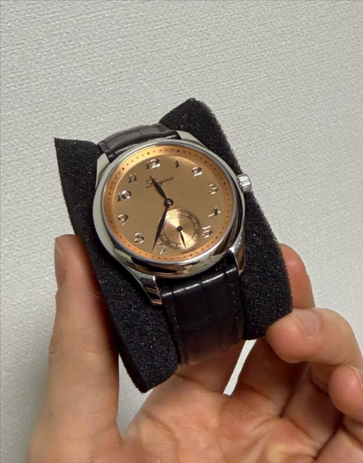 론진 마스터콜렉션 스몰세컨즈 살몬 190주년 이미지