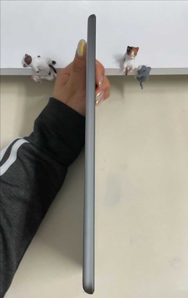 아이패드5세대 32G 그레이 WIFI S급! 이미지