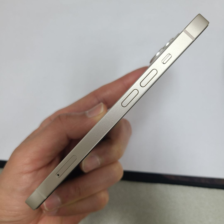 아이폰14 화이트 512G 무잔상 SS급 212624 이미지