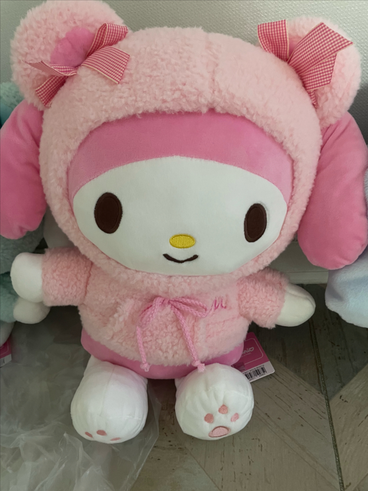 폼폼푸린 마이멜로디 시나모롤 큰인형 이미지