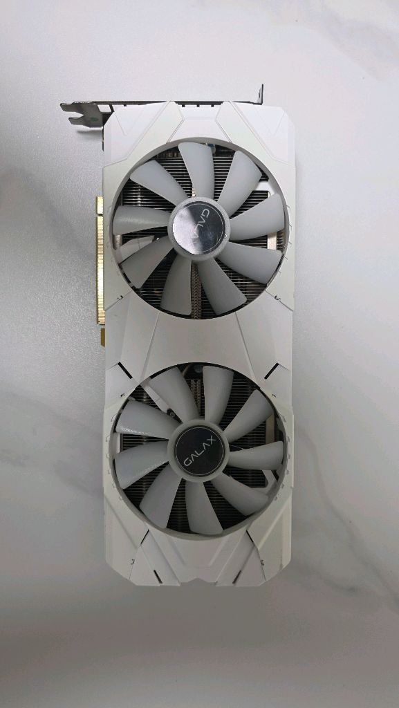 GALAX RTX 2070 SUPER 그래픽카드 이미지