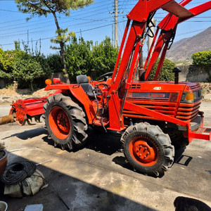 대동트랙터 이미지