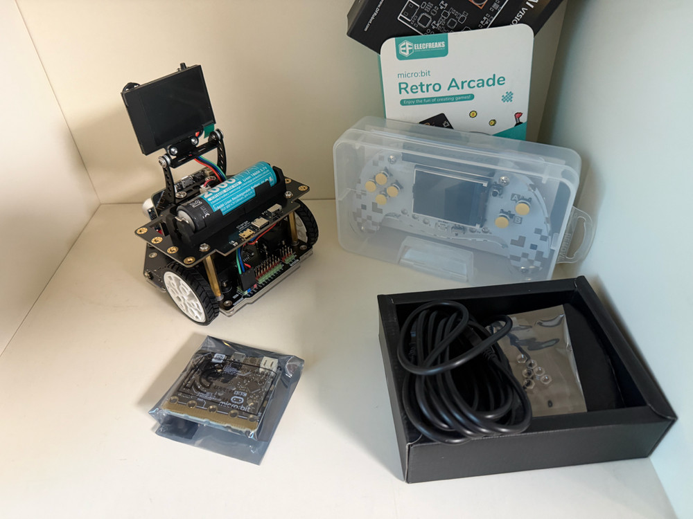 코딩 로봇 교육 키트허스키렌즈 / Maqueen Plus / 마이크로비트 Retro Arcade 이미지