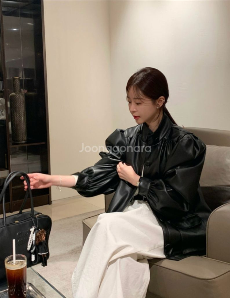 바이씨니 단독핏 레더셔링자켓 바이씨니 레더 이미지