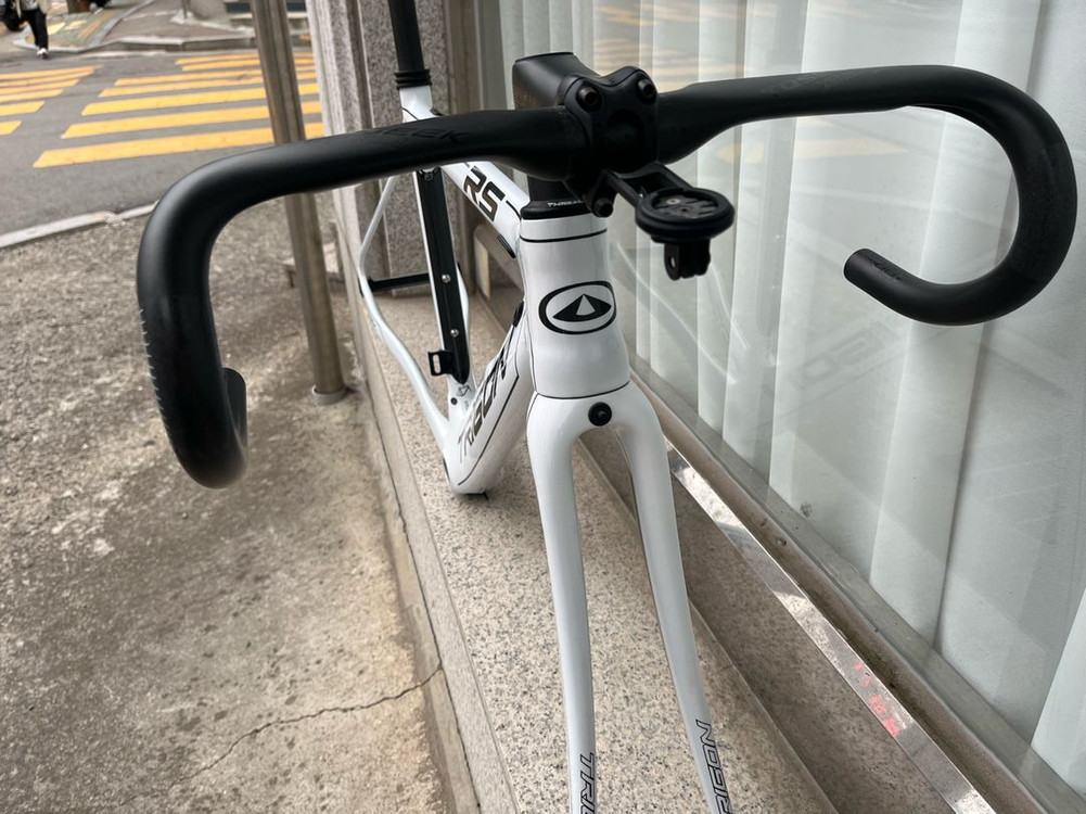 트리곤 다크니스 rs 로드바이크 프레임셋 이미지