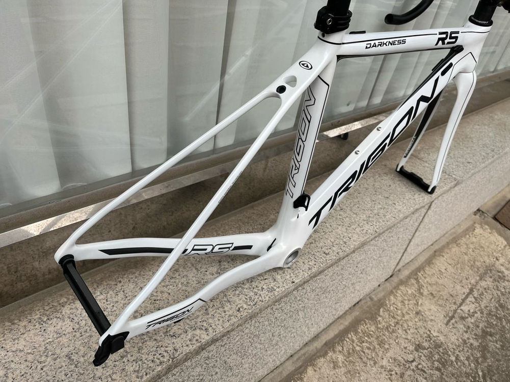 트리곤 다크니스 rs 로드바이크 프레임셋 이미지