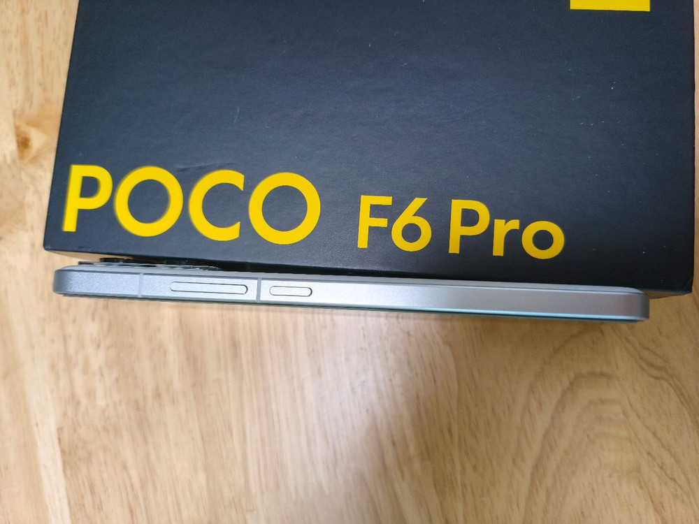 샤오미 포코 poco F6 Pro 화이트 12g 512g 듀얼심 이미지