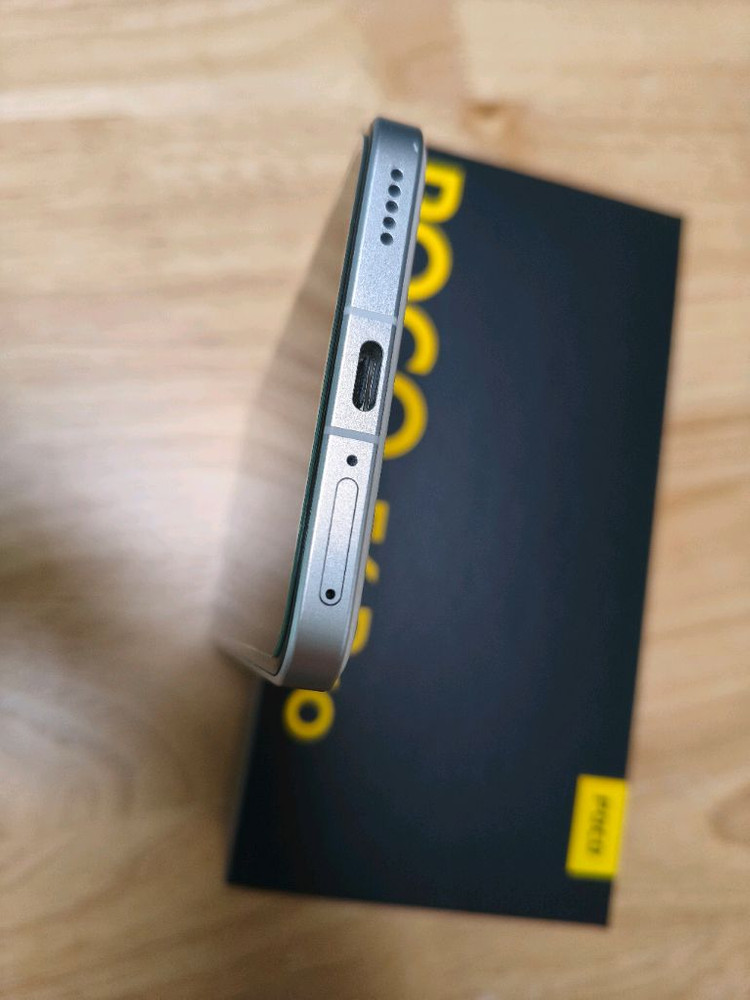 샤오미 포코 poco F6 Pro 화이트 12g 512g 듀얼심 이미지