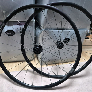 DT 스위스 R470 휠셋(신품) 이미지