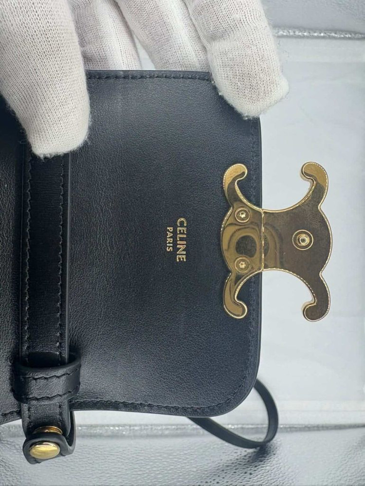 셀린느 트리오페 블랙 미니백 이미지