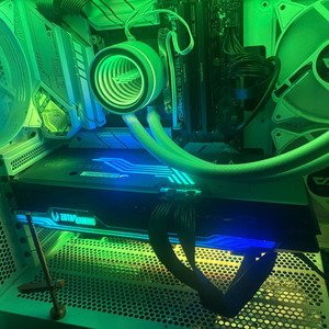 고스펙 컴퓨터 팝니다 이미지