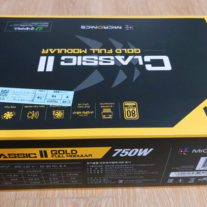 750W 골드 풀모듈러 파워서플라이 이미지
