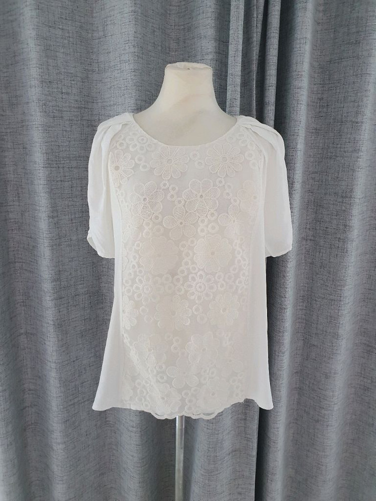 (상태좋음)레이스 자수 블라우스 55~66 이미지