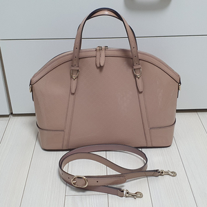 구찌 마이크로구찌시마 페이턴트 니스 돔 사첼 백 판매 이미지