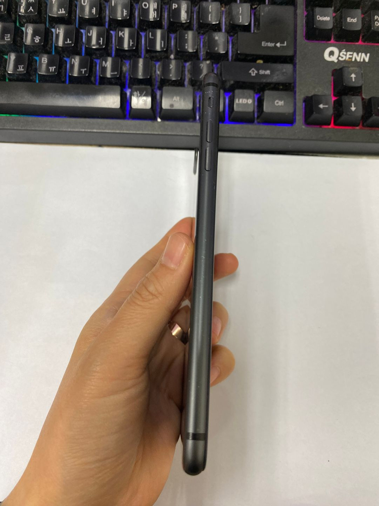 아이폰8플러스 스그 A급 256GB 배터리100% 8+ 인스타 카메라폰 레트로감성 사진폰 090210 이미지