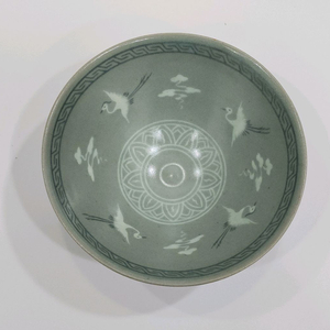 강진 상감청자운학문 다완 완 찻사발(1) 이미지