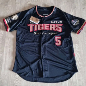 기아타이거즈 김도영 최초 월간 10 - 10 달성 기념 한정 유니폼 이미지