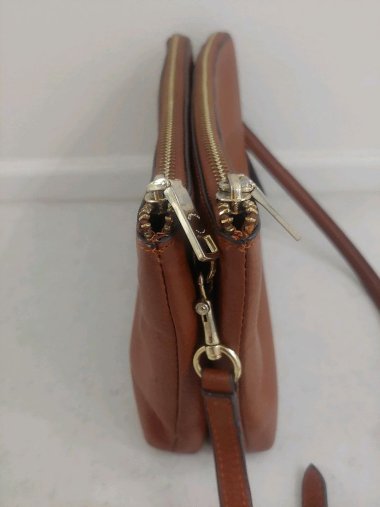 코치 크로스백 이미지