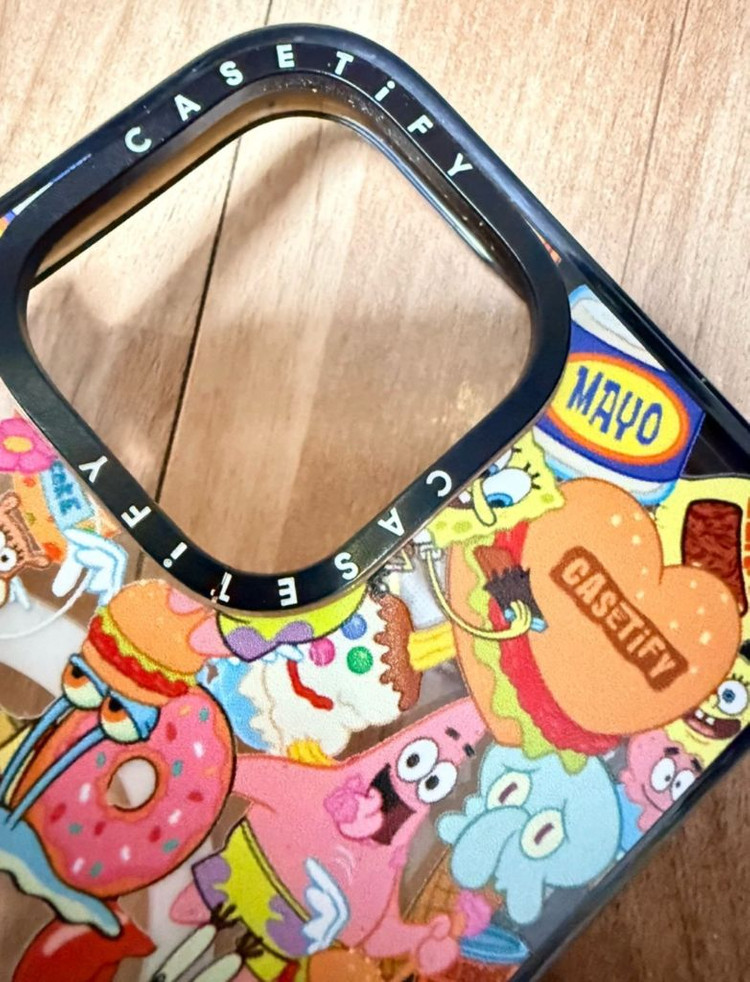 아이폰16프로 맥스 케이스티파이 스폰지밥 폰케이스 이미지