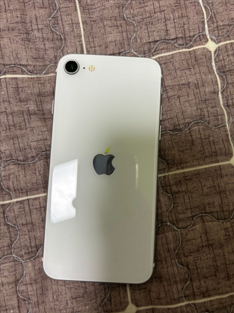 아이폰se2 64 이미지