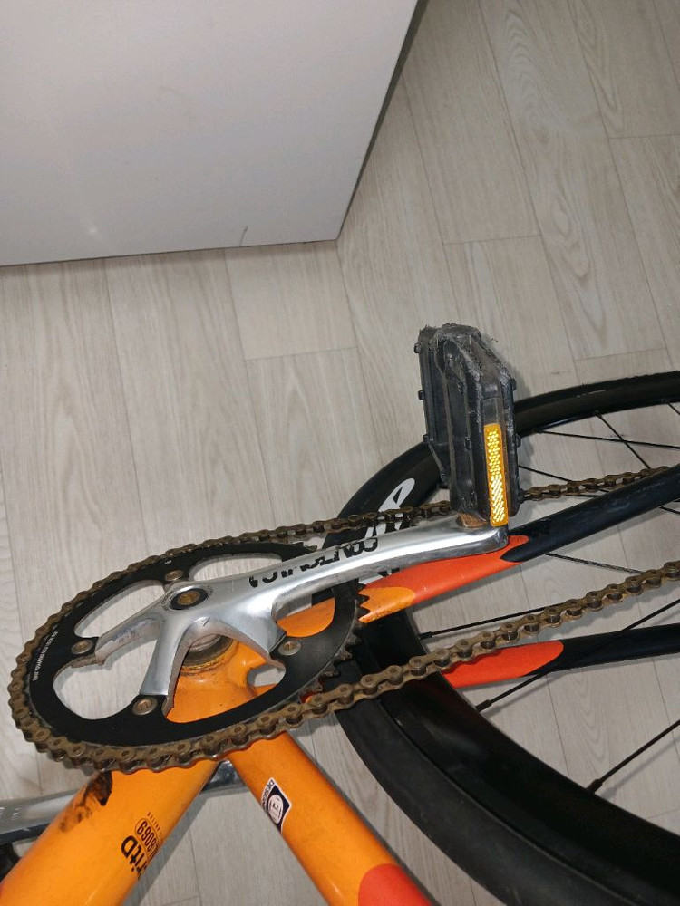 엔진11크릿디 블라스트 오렌지 판매합니다 이미지