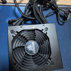 커세어 CX650 650W 파워서플라이 이미지