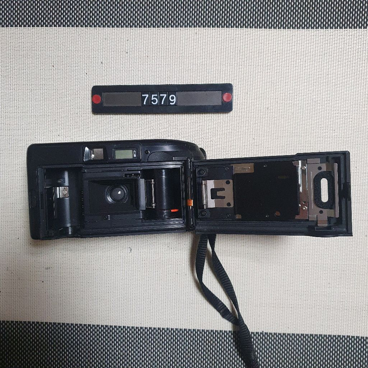 금성캐논 오토보이 3 데이터백 필름카메라 이미지