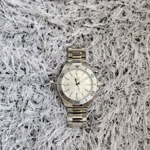 태그호이어 아쿠아레이서 200 쿼츠 판매합니다(26년 3월 구입) 이미지