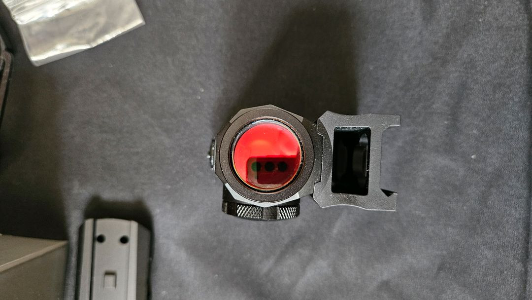 에볼루션기어 로미오5 도트사이트 팝니다. 이미지