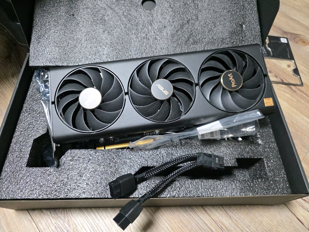ASUS ProArt RTX 4070ti SUPER 16GB (AS 27년6월까지) 이미지