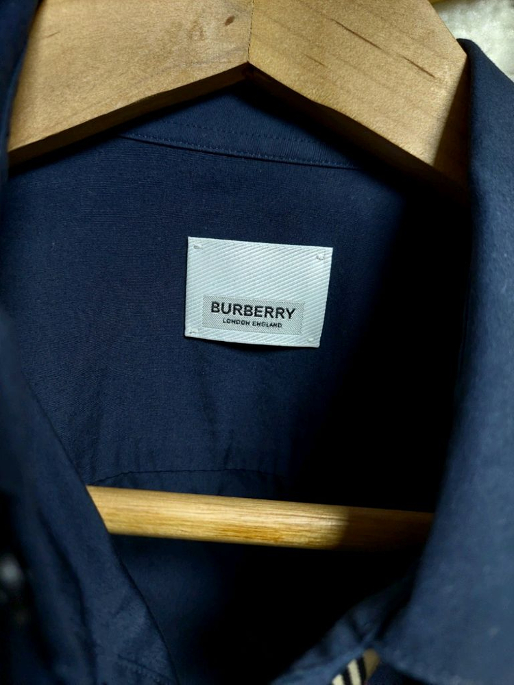 버버리 네이비 아이콘 스트라이프 셔츠 m 이미지