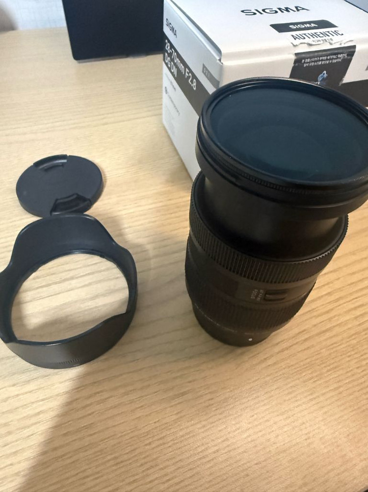 시그마 28-70mm F2.8 DG DN 소니 씨계륵 시계륵 렌즈 이미지